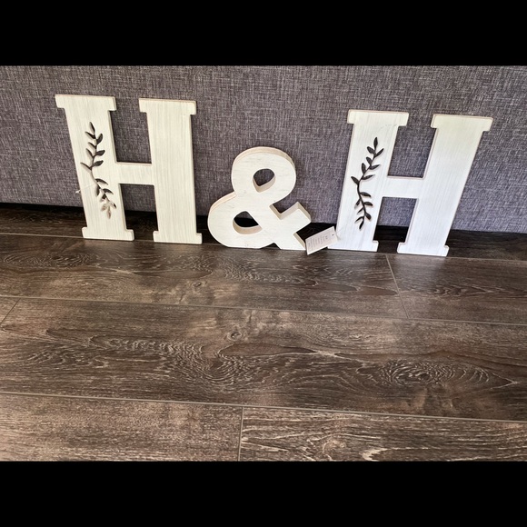 Meet your Posher, Beth - Picture 1 of 1